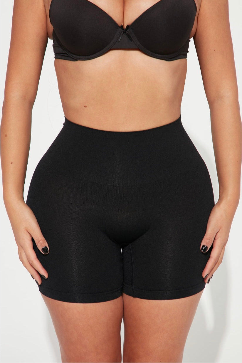 Short Sculptant Invisible taille haute
